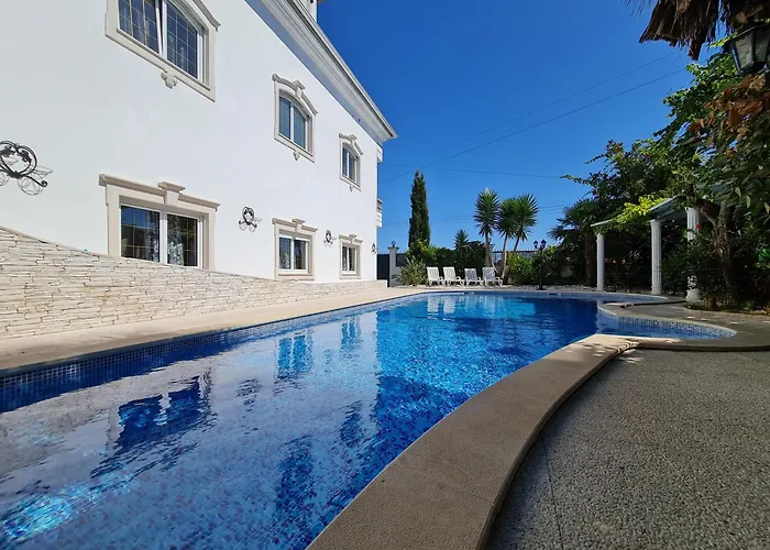 Villa Silver Coast Pool & Arnal