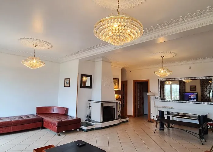 Silver Coast Pool & * Arnal