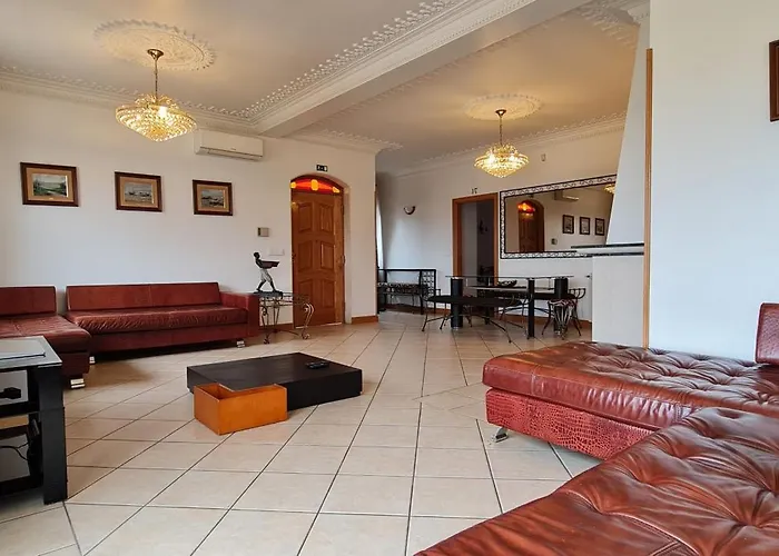 Silver Coast Pool & Villa *