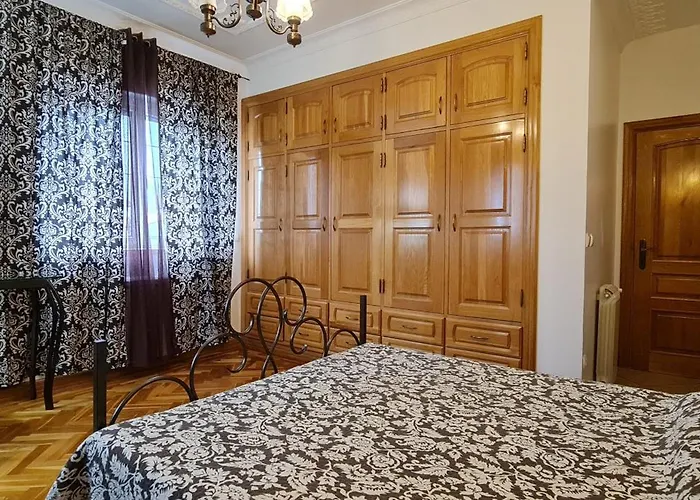 Silver Coast Pool & * Arnal